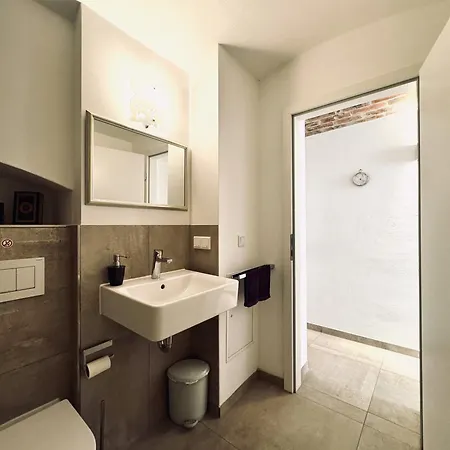 Cosy Castle - Charmanter Souterrain Altbau Νυρεμβέργη