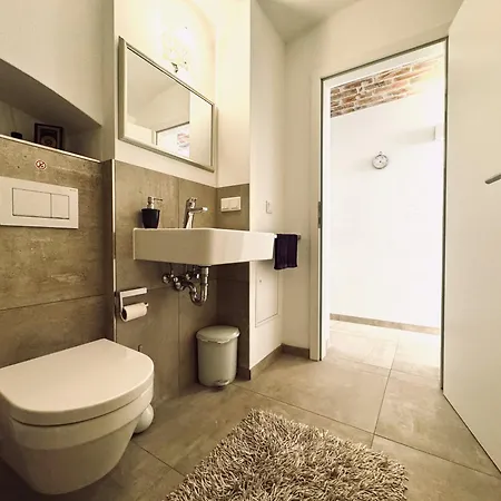 Apartment Cosy Castle - Charmanter Souterrain Altbau