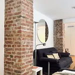 Cosy Castle - Charmanter Souterrain Altbau Apartmán